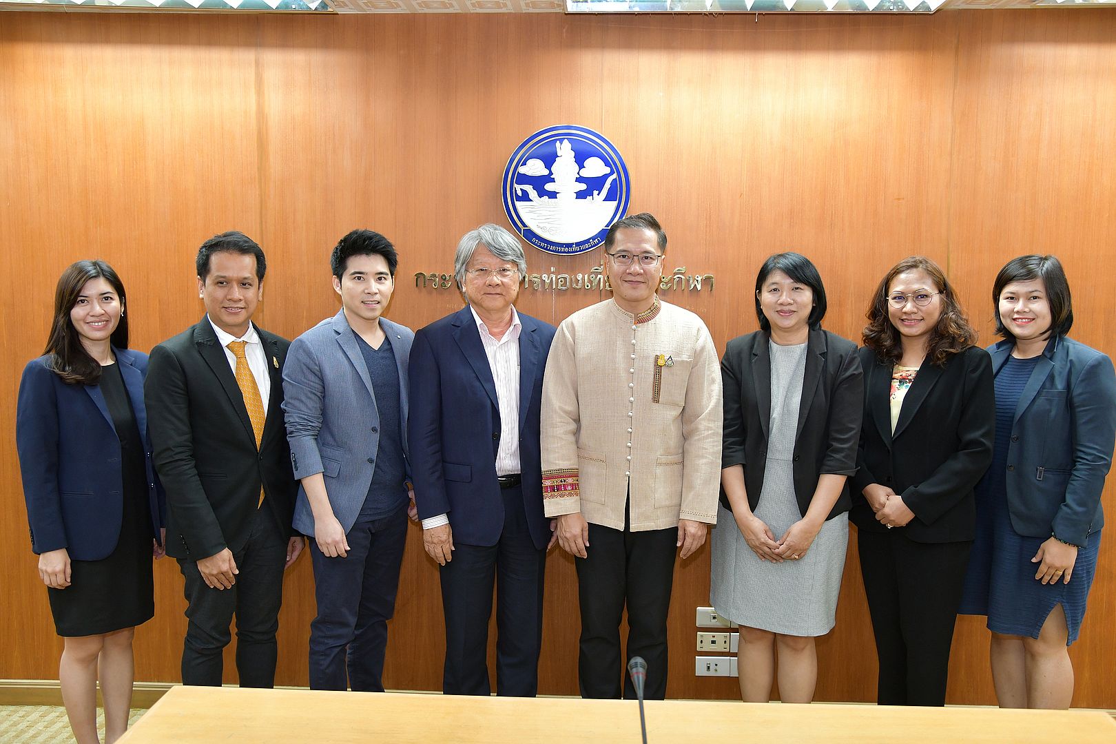 รมต.การท่องเที่ยวและกีฬารับเป็นกรรมการผู้ทรงคุณวุฒิวิพากษ์หลักสูตรสาขาวิชาการจัดการการท่องเที่ยว​​ มฟล. 