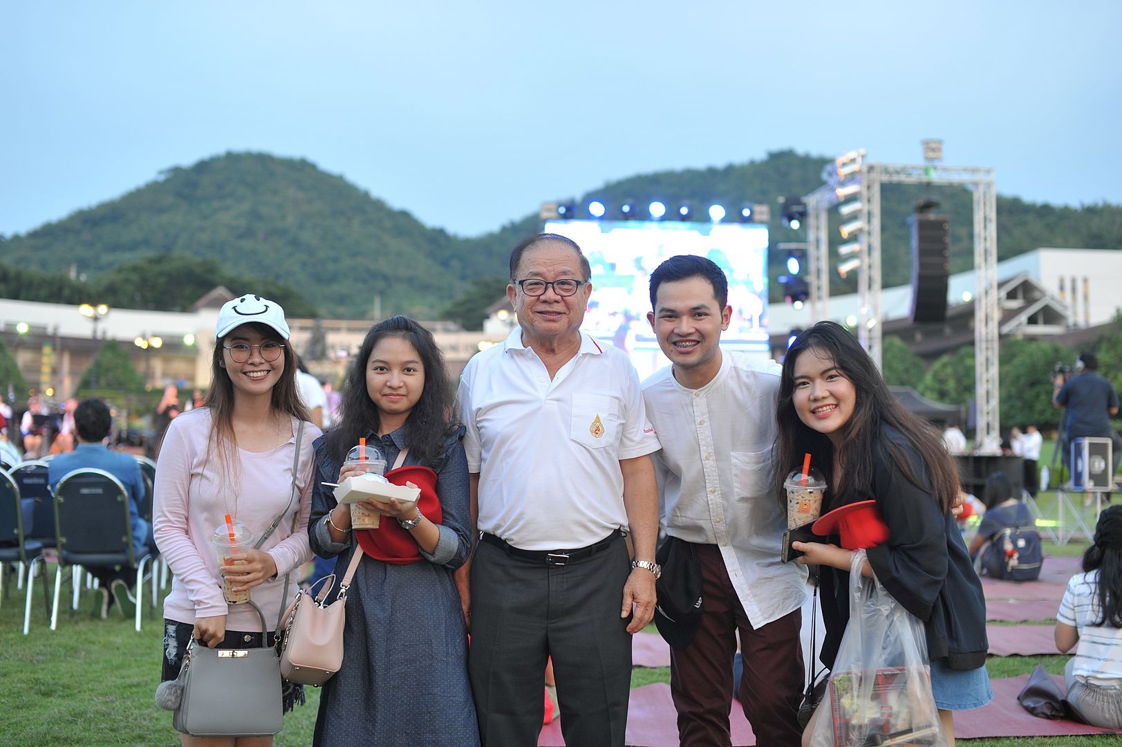 MFU News : MFU_20th_Carnival_Celebration__18_.JPG
