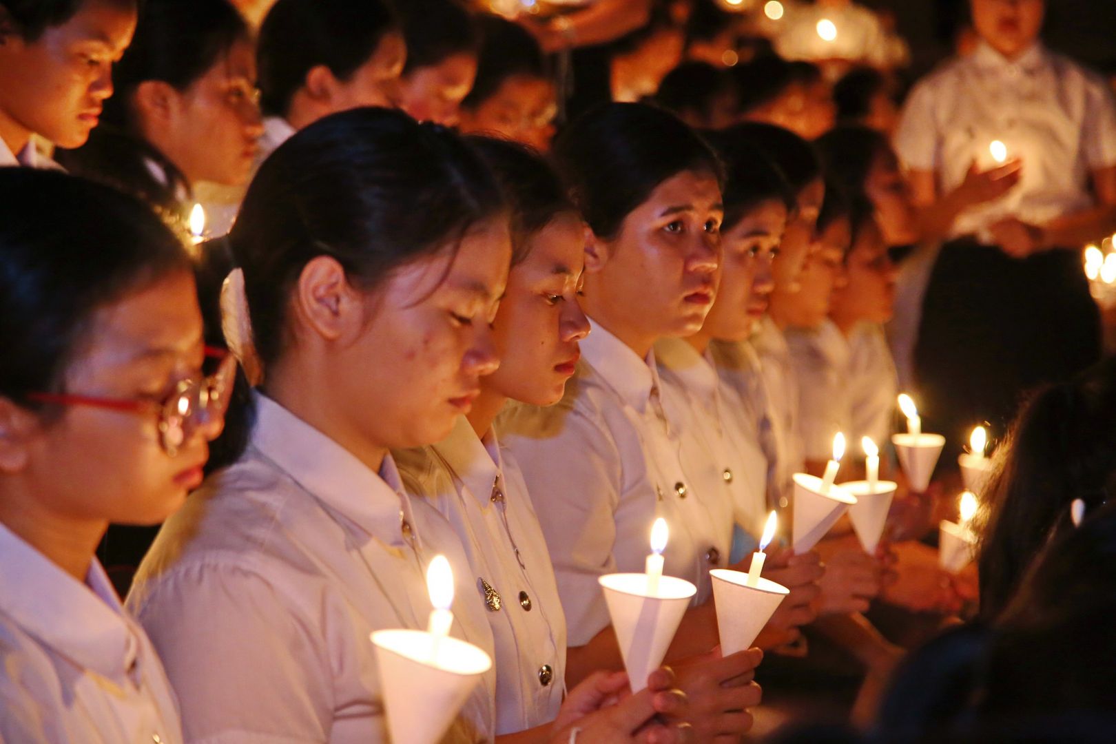 MFU News : MFU_Candle_Lighting__4_.JPG