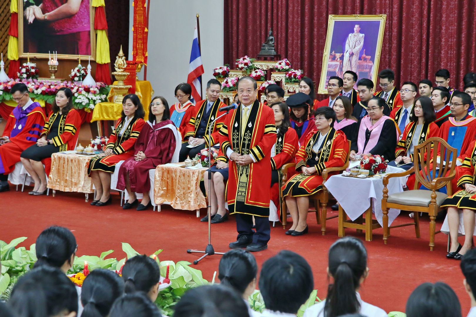 MFU News : MFU_wai_khru__12_.JPG