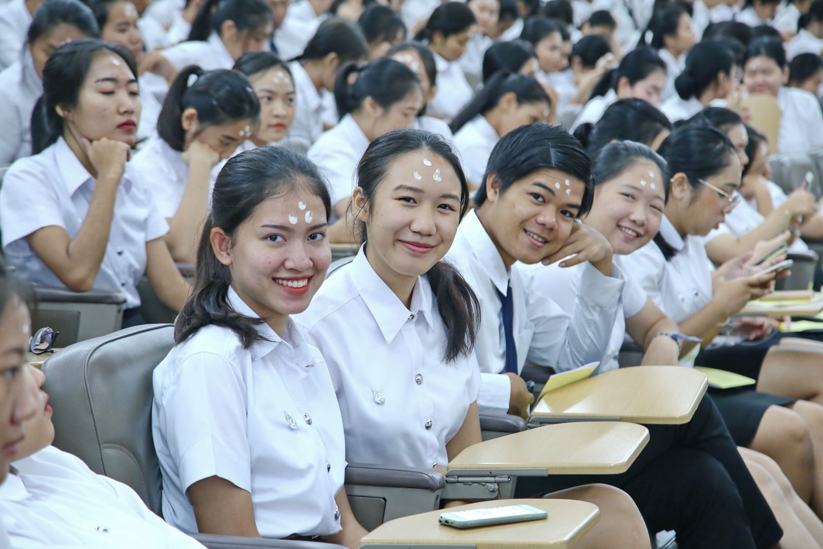 MFU News : MFU_wai_khru__9_.JPG