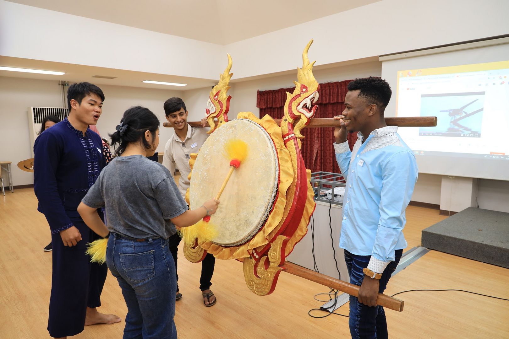 MFU News : Thai_Culture_workshop_2019__10_.JPG