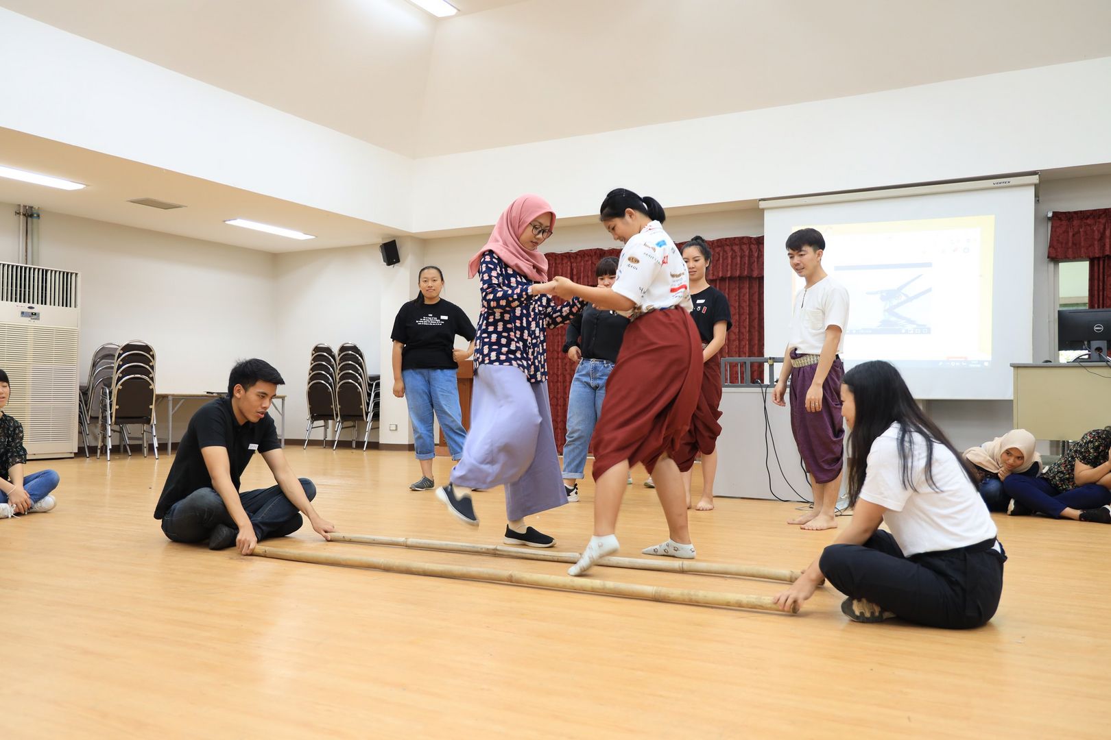 MFU News : Thai_Culture_workshop_2019__8_.JPG