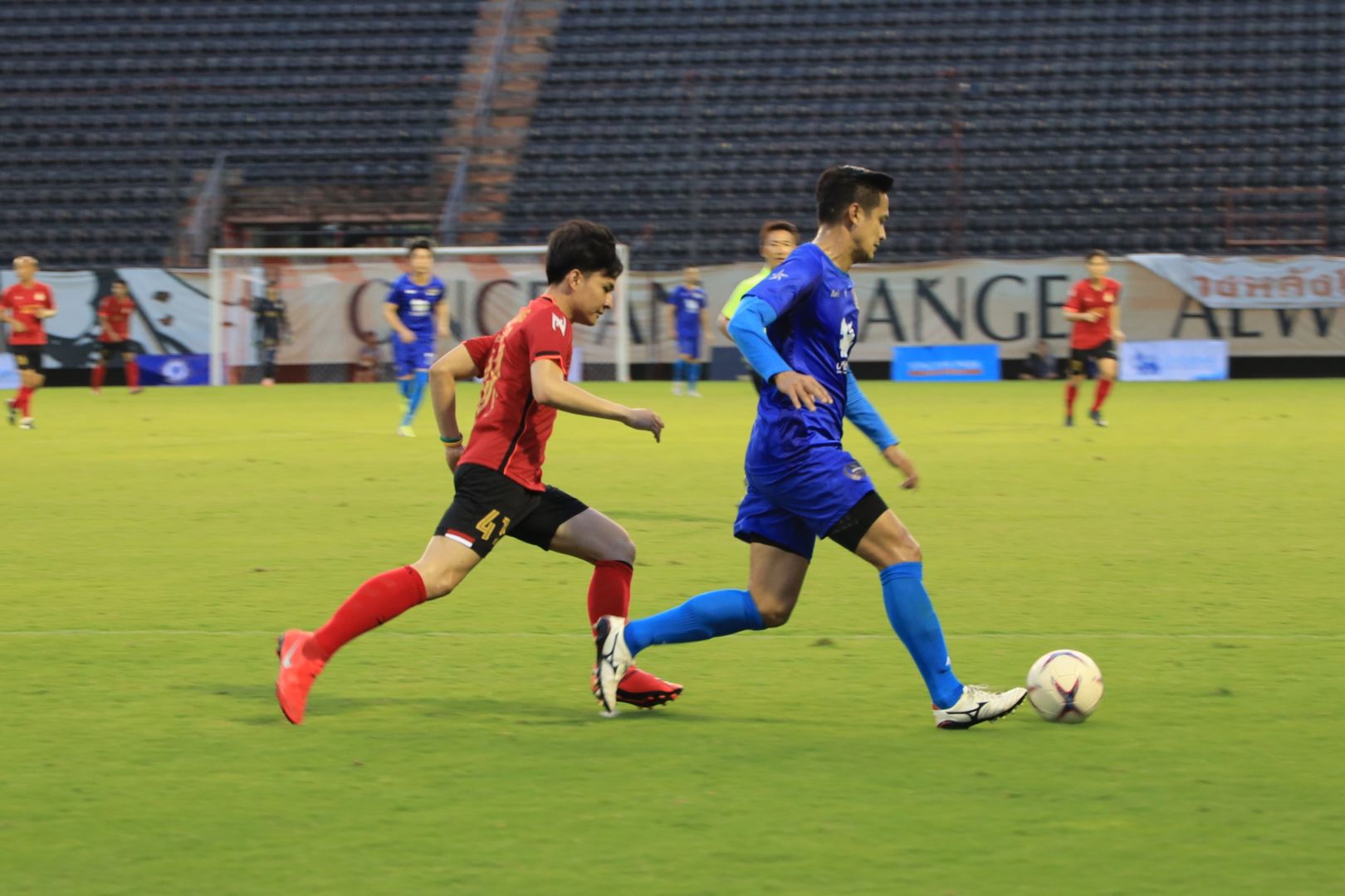 MFU News : MFU_เตะกับหมอ__7_.JPG