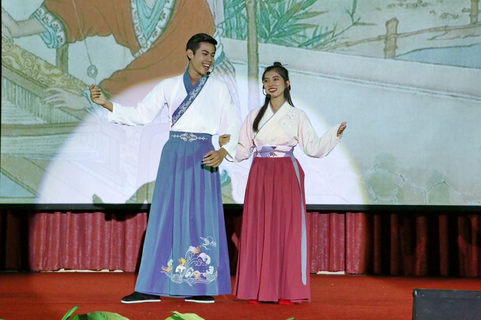 MFU News : MFU_Thai_Chinese_Perform__4_.JPG