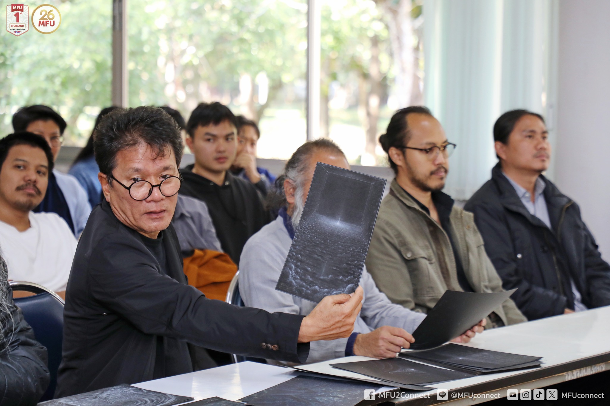MFU News : Artist_Discussion_Buddhist_Art__8_.jpg