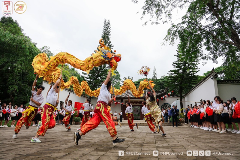 ม.แม่ฟ้าหลวงจัดนิทรรศการจิตรกรรม ฉลอง 50 ปี ความสัมพันธ์ไทย-จีน